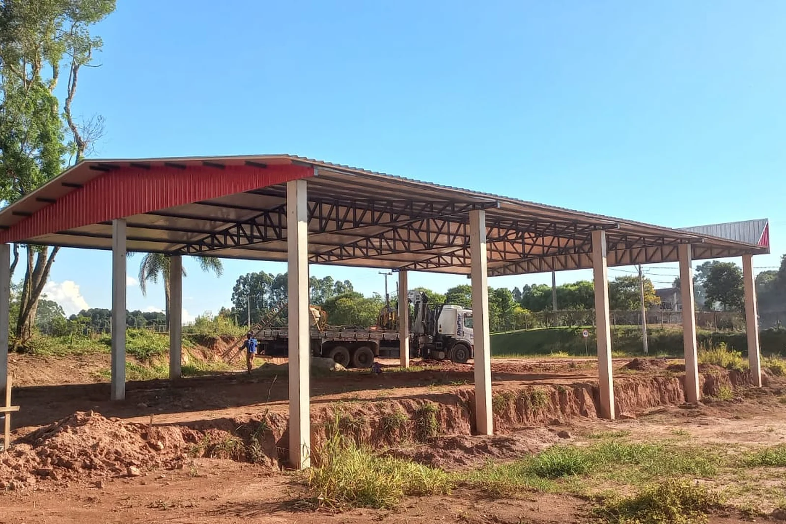 Cobertura comercial — imagem 4 da obra