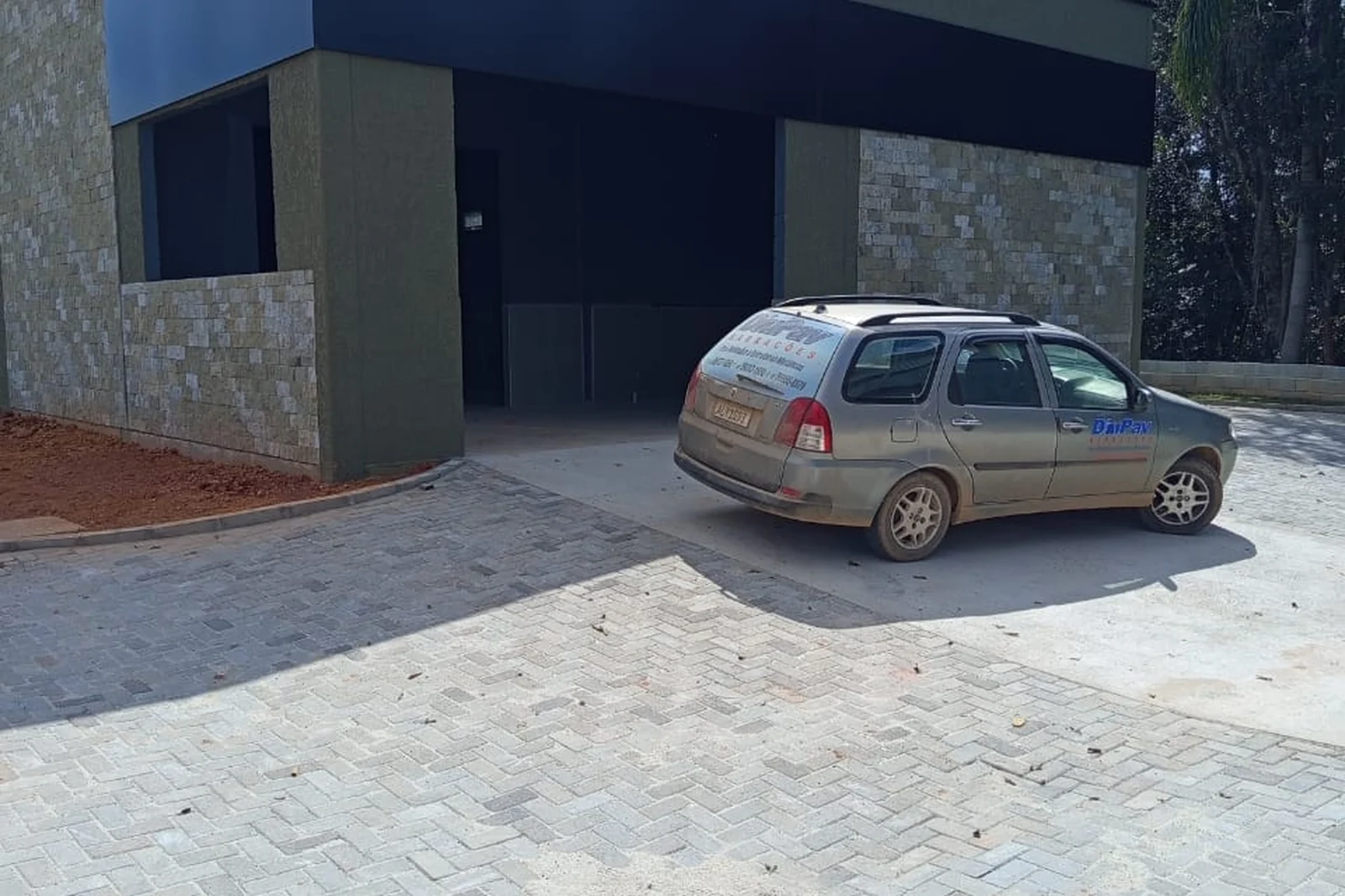 Residência e área integrada — imagem 2 da obra